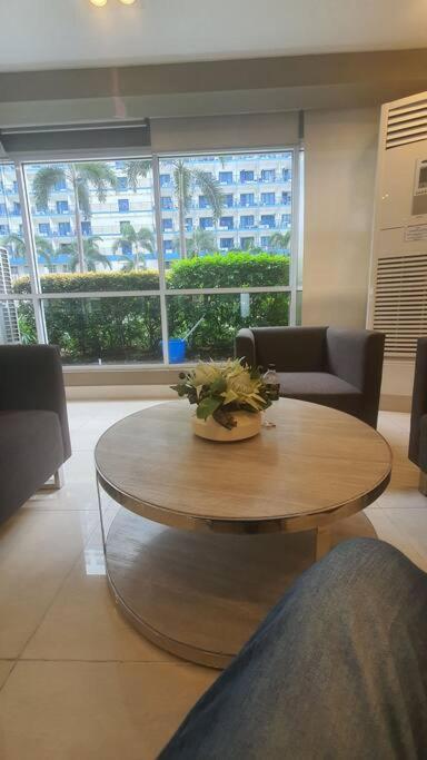 Ezbeds Near Mall Of Asia マニラ市 エクステリア 写真